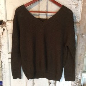 EUC Wide Neck peek-a-boo back Sweater